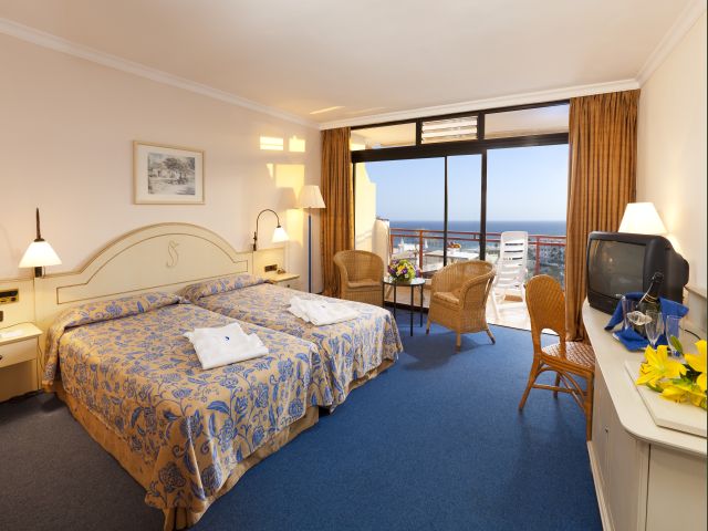 Picture of Hotel Room
